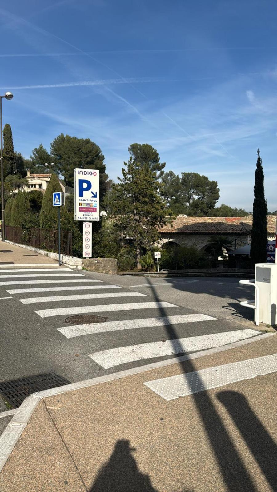 L'Elegante - Maison De Ville Avec Bains A Remous - Parking Inclus Saint-Paul-de-Vence Eksteriør bilde